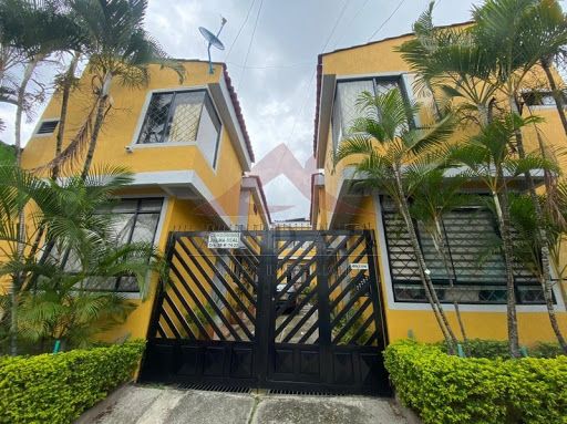 Casa en venta Tolima Ibagué Ub Portal Arkala 91 m2 Habitaciones 4 Baños 4 Garajes 2 Precio $250000000