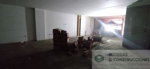 Local en venta Antioquia Envigado Bucarest 180 m2 Habitaciones 0 Baños 0 Garajes 1 Precio $990000000