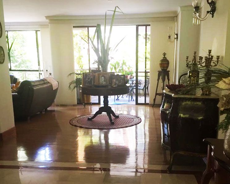 Apartamento en venta Antioquia Medellín Alejandría 225 m2 Habitaciones 3 Baños 13 Garajes 3 Precio $1150000000