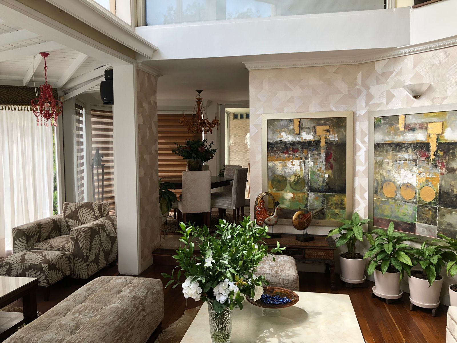 Casa en arriendo Antioquia Envigado Zona Centro 450 m2 Habitaciones 3 Baños 8 Garajes 8 Precio $25000000