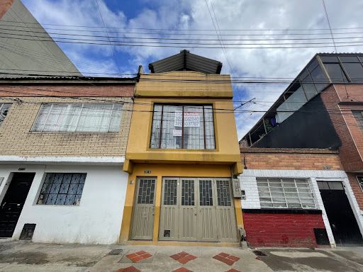 Casa en venta Cundinamarca Bogotá Ciudad Jardín Norte 228 m2 Habitaciones 5 Baños 5 Garajes 1 Precio $498000000