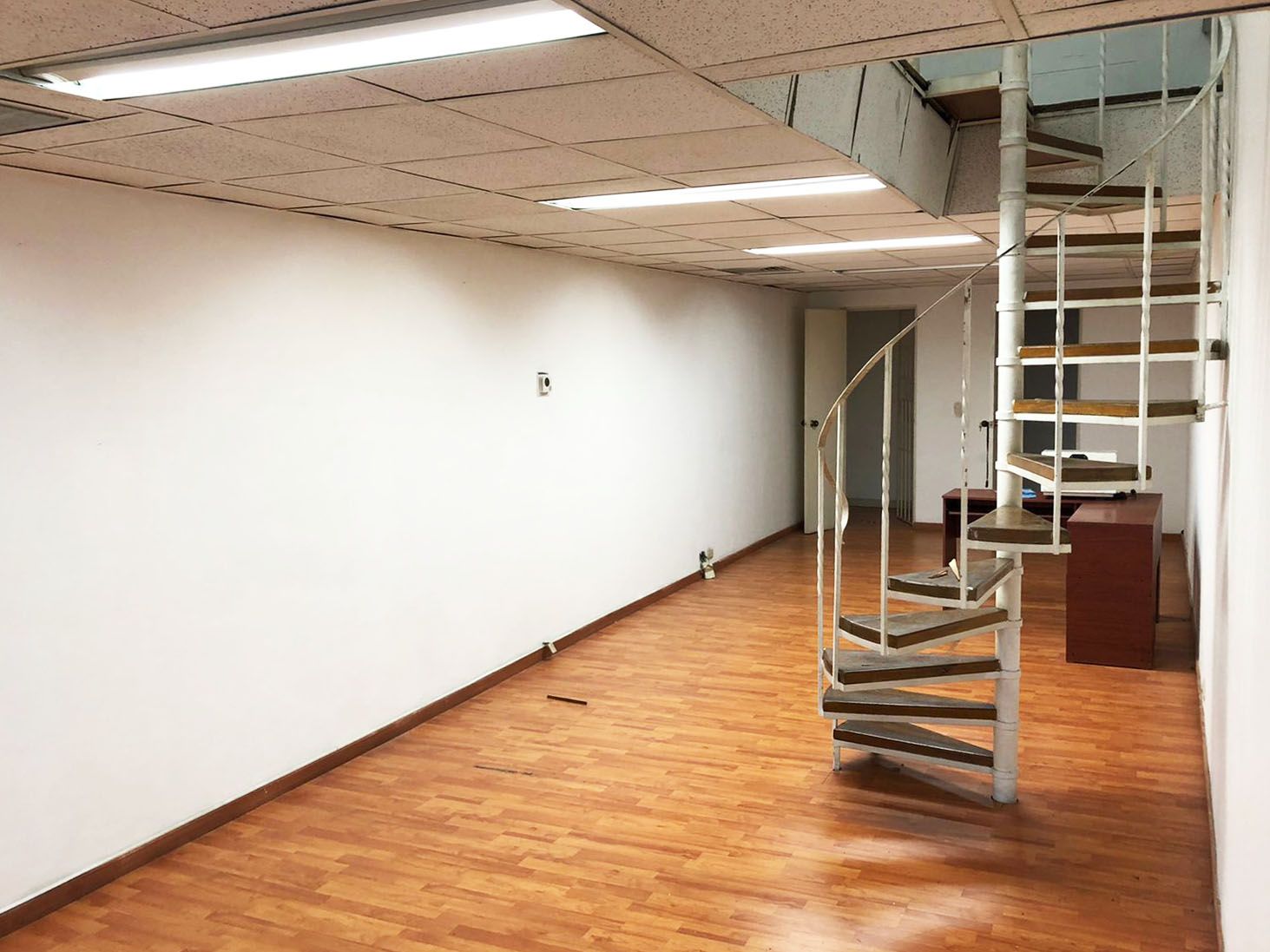 Local en arriendo Antioquia Medellín San Diego 70 m2 Habitaciones 0 Baños 2 Garajes 1 Precio $6300000