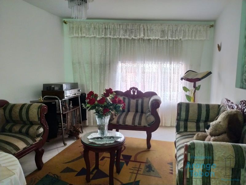 Casa en venta Antioquia Bello Andalucía 265 m2 Habitaciones 6 Baños 3 Garajes 1 Precio $750000000