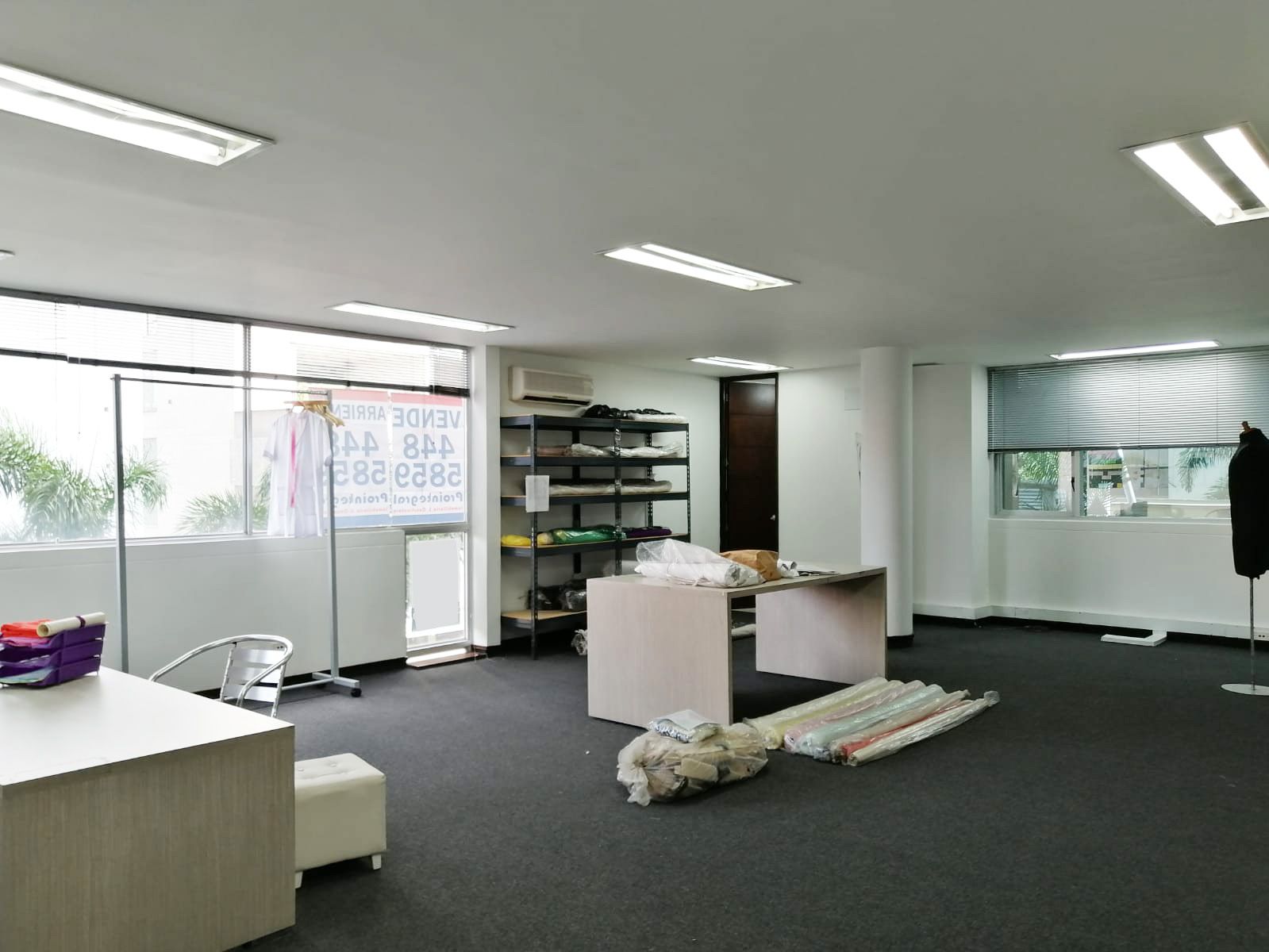Oficina en venta Antioquia Envigado Alto De Las Palmas 64 m2 Habitaciones 0 Baños 10 Garajes 2 Precio $581000000