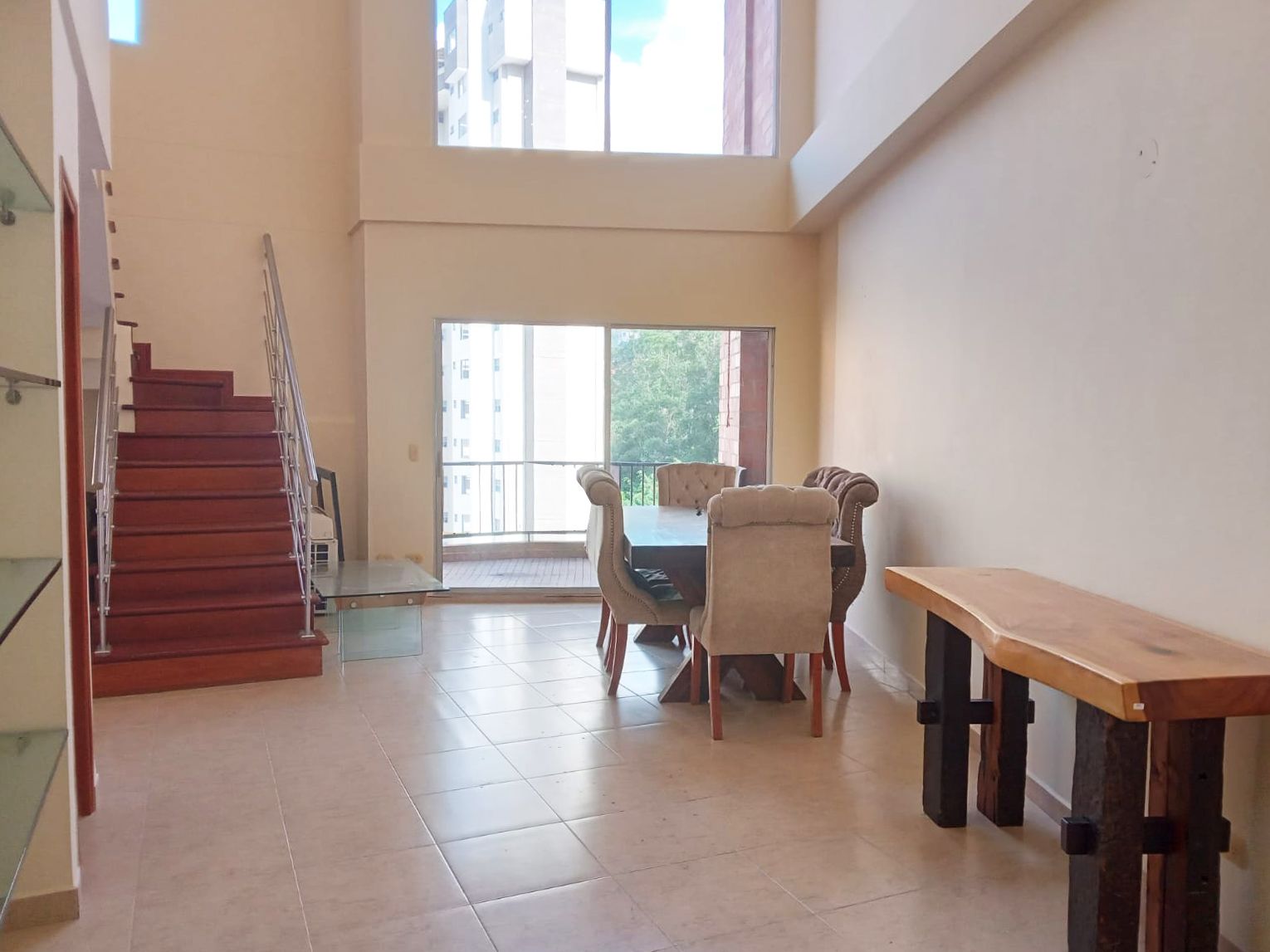 Apartamento en arriendo Antioquia Envigado Zúñiga 141 m2 Habitaciones 2 Baños 4 Garajes 3 Precio $4000000