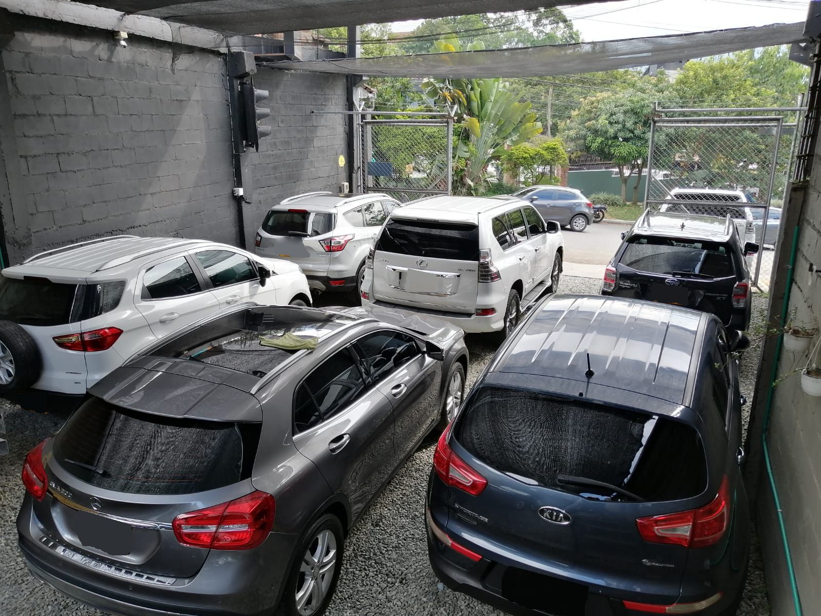 Lote en venta Antioquia Medellín El Poblado 233 m2 Habitaciones 0 Baños 10 Garajes 1 Precio $2400000000