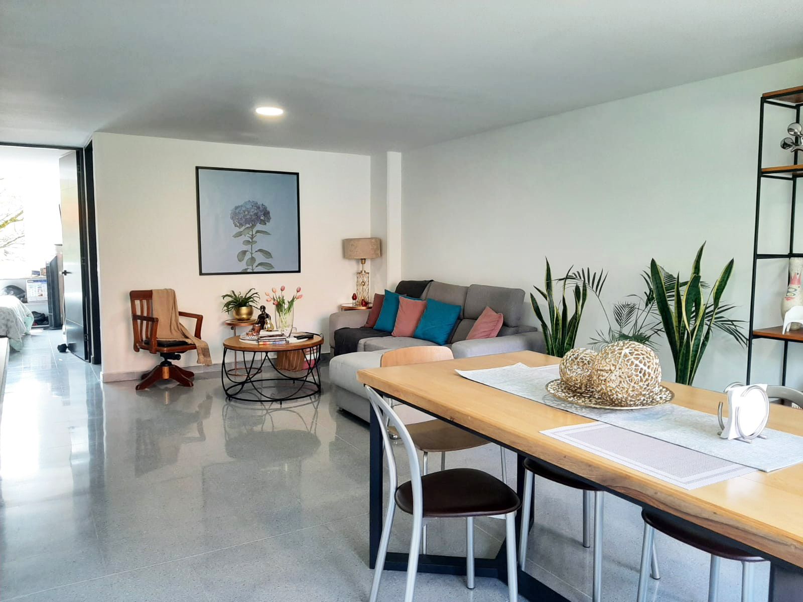 Apartamento en venta Antioquia Envigado La Mesa 91 m2 Habitaciones 3 Baños 2 Garajes 2 Precio $400000000