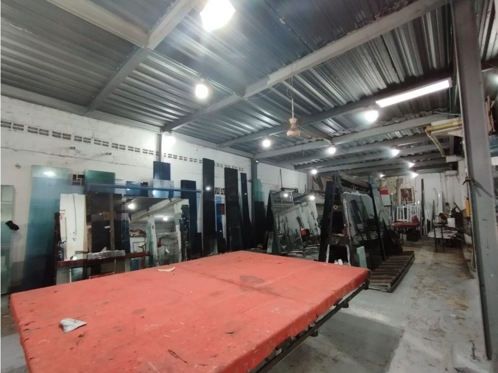 Local en venta Atlántico Barranquilla San Roque 231 m2 Habitaciones 0 Baños 1 Garajes 0 Precio $650000000