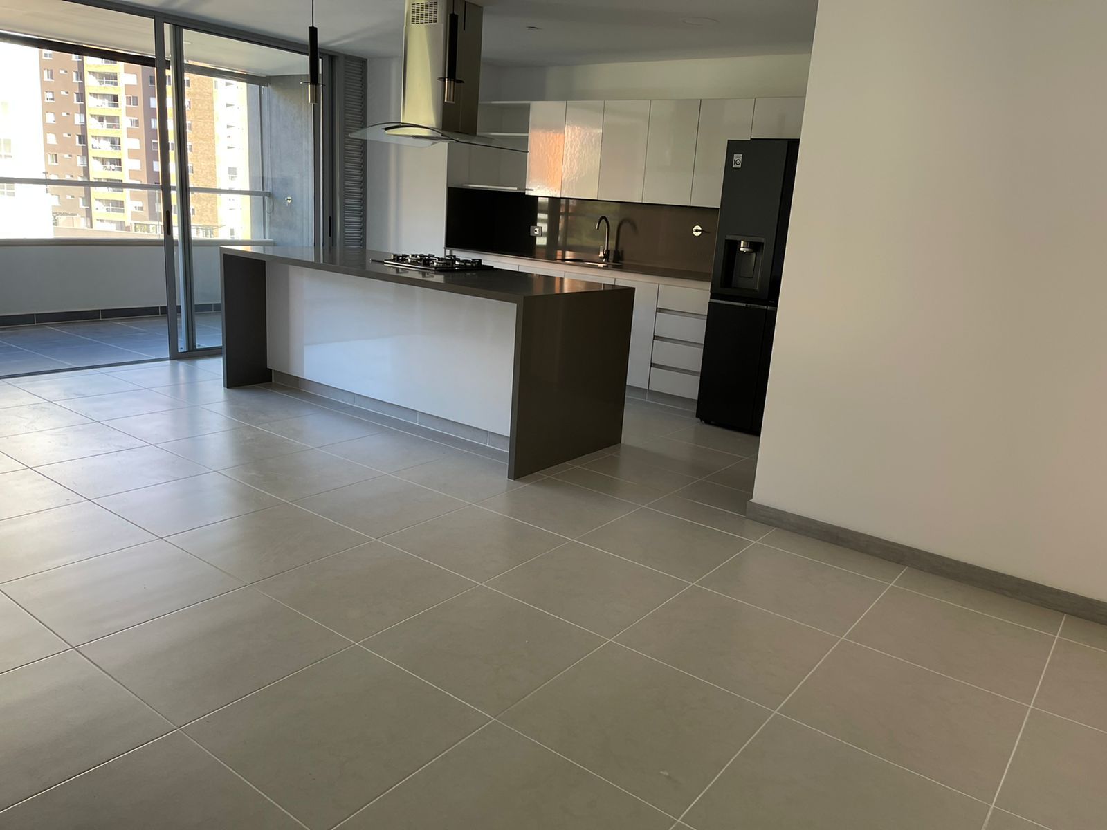 Apartamento en arriendo Antioquia Envigado La Inmaculada 125 m2 Habitaciones 2 Baños 2 Garajes 3 Precio $6000000