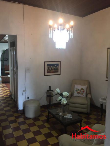 Casa en venta Antioquia Medellín Enciso 367 m2 Habitaciones 7 Baños 2 Garajes 1 Precio $1000000000