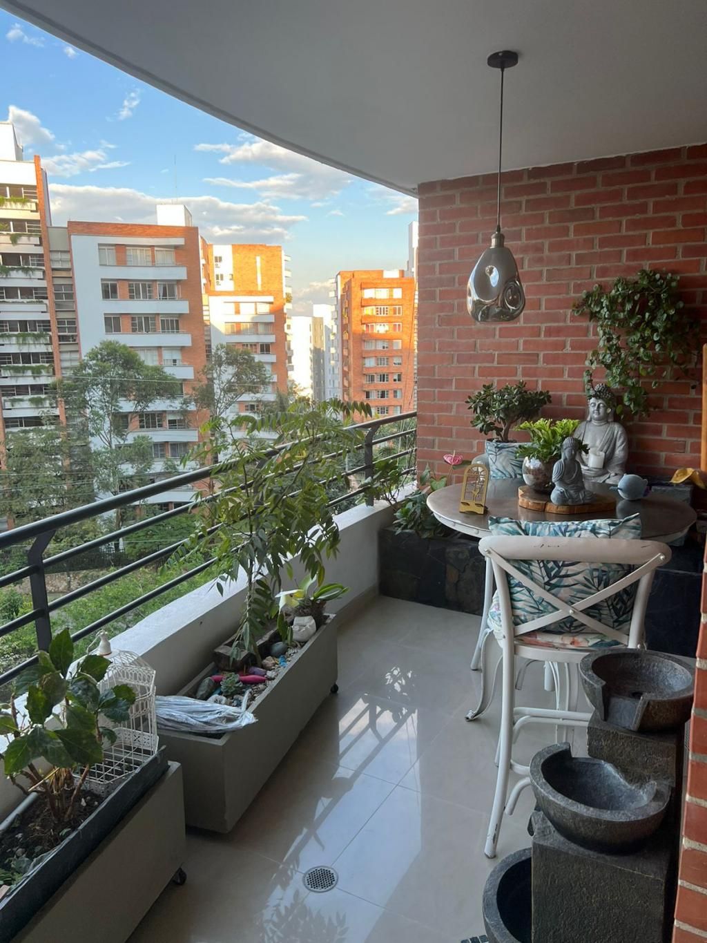 Apartamento en venta Valle Del Cauca Cali Conjunto Residencial Tierra Alta 115 m2 Habitaciones 3 Baños 4 Garajes 3 Precio $610000000