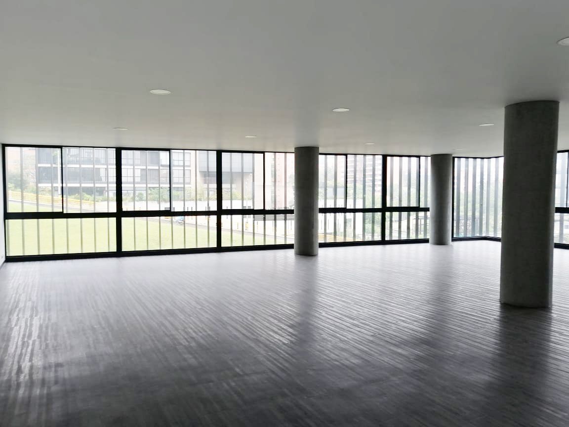Oficina en venta Antioquia Medellín La Linde 172 m2 Habitaciones 0 Baños 0 Garajes 4 Precio $1350000000