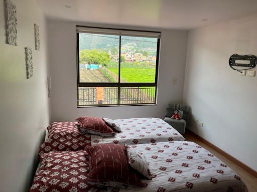 Casa en venta Cundinamarca Cota Cota 86 m2 Habitaciones 3 Baños 6 Garajes 3 Precio $489000000