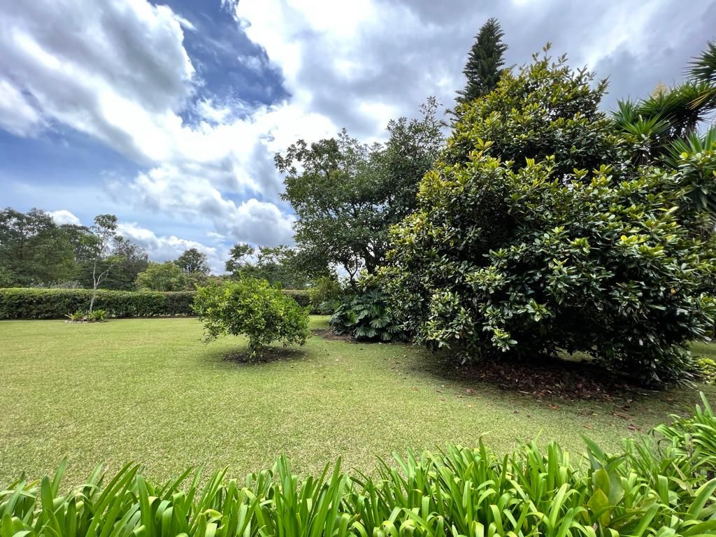 Finca en arriendo o venta Antioquia Rionegro Rionegro 160 m2 Habitaciones 3 Baños 2 Garajes 2 Precio venta $4700000000 Precio arriendo $25000000