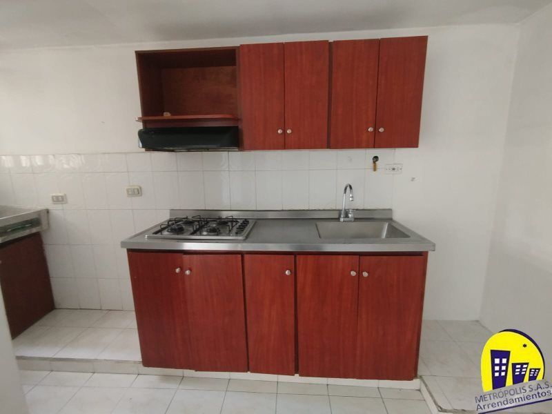 Apartamento en arriendo Antioquia Medellín San Javier No2 60 m2 Habitaciones 3 Baños 2 Garajes 0 Precio $1800000