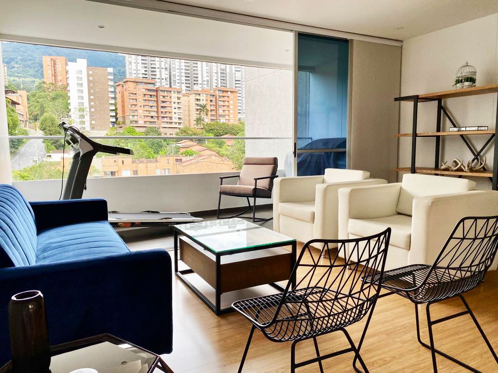 Apartamento en arriendo Antioquia Envigado Zúñiga 136 m2 Habitaciones 3 Baños 6 Garajes 3 Precio $3150000