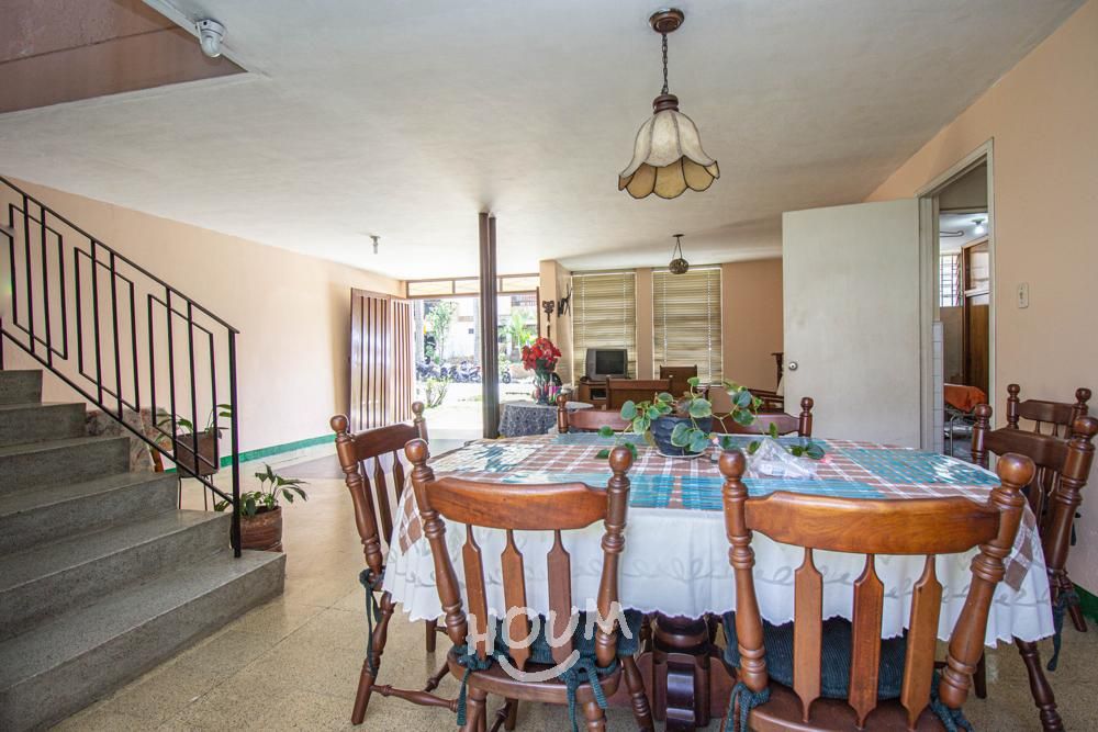 Casa en venta Antioquia Medellín Miravalle 134 m2 Habitaciones 4 Baños 3 Garajes 0 Precio $1650000000