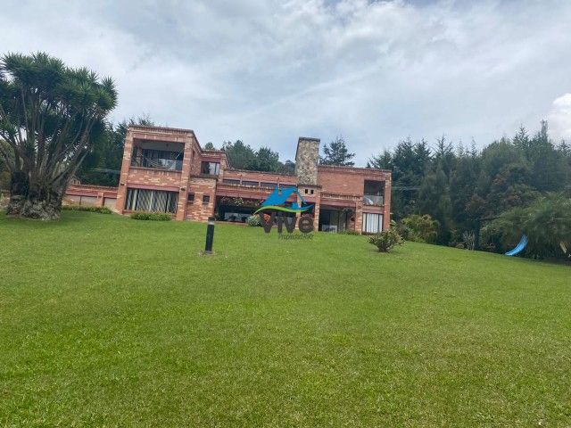 Finca en arriendo Antioquia El Retiro El Retiro 500 m2 Habitaciones 5 Baños 8 Garajes 5 Precio $13000000