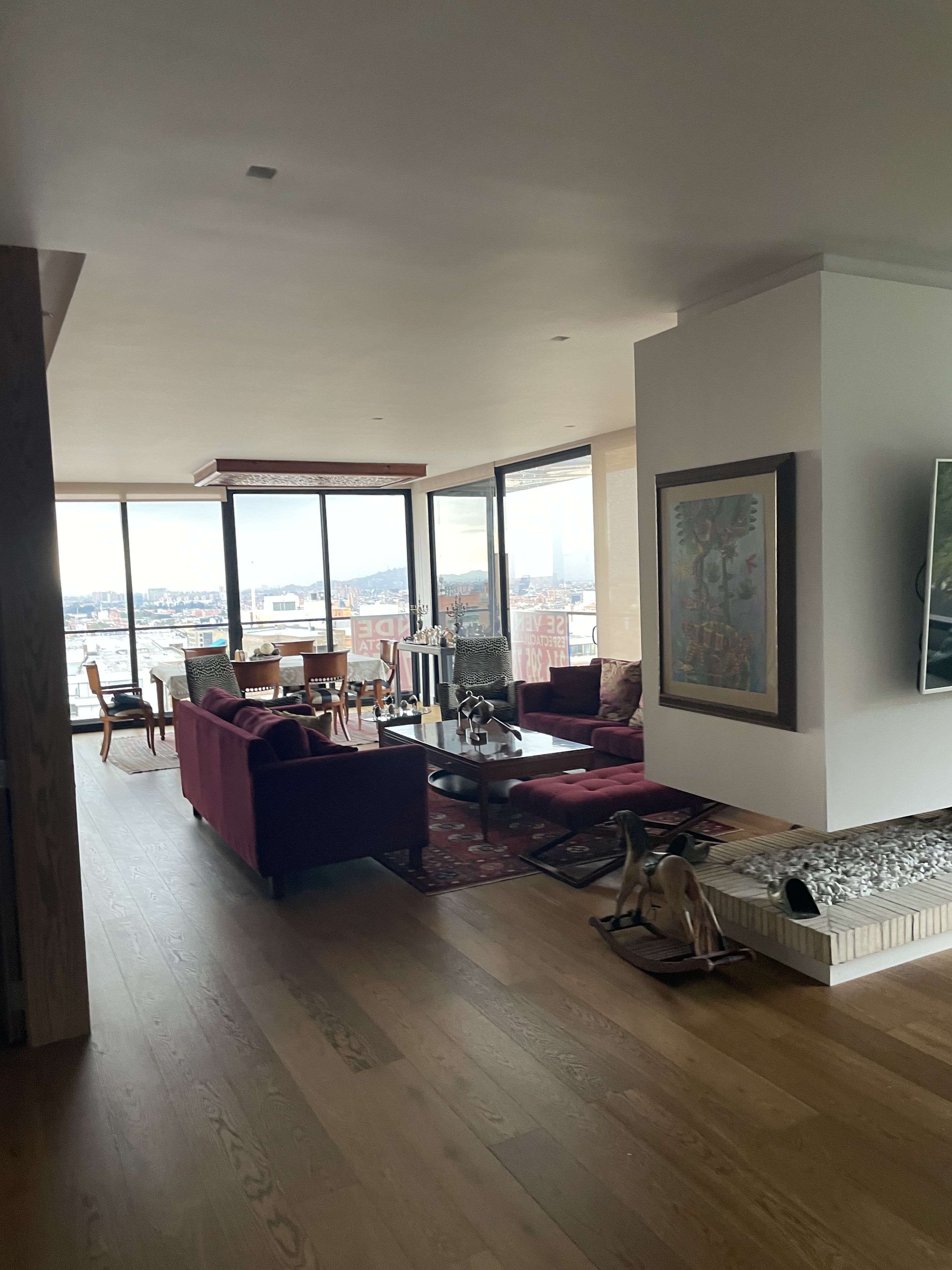 Apartamento en venta Cundinamarca Bogotá Los Rosales 302 m2 Habitaciones 3 Baños 8 Garajes 4 Precio $3600000000