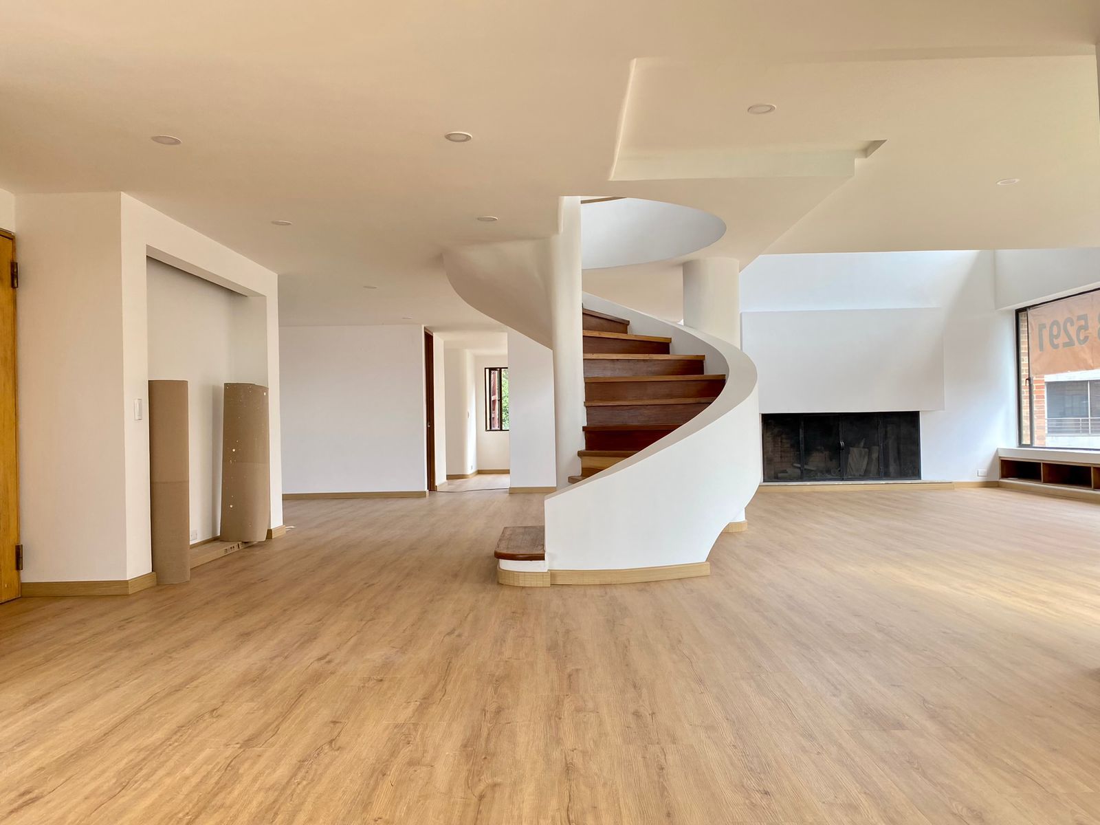 Apartamento en venta Cundinamarca Bogotá Bellavista 550 m2 Habitaciones 5 Baños 8 Garajes 5 Precio $4000000000