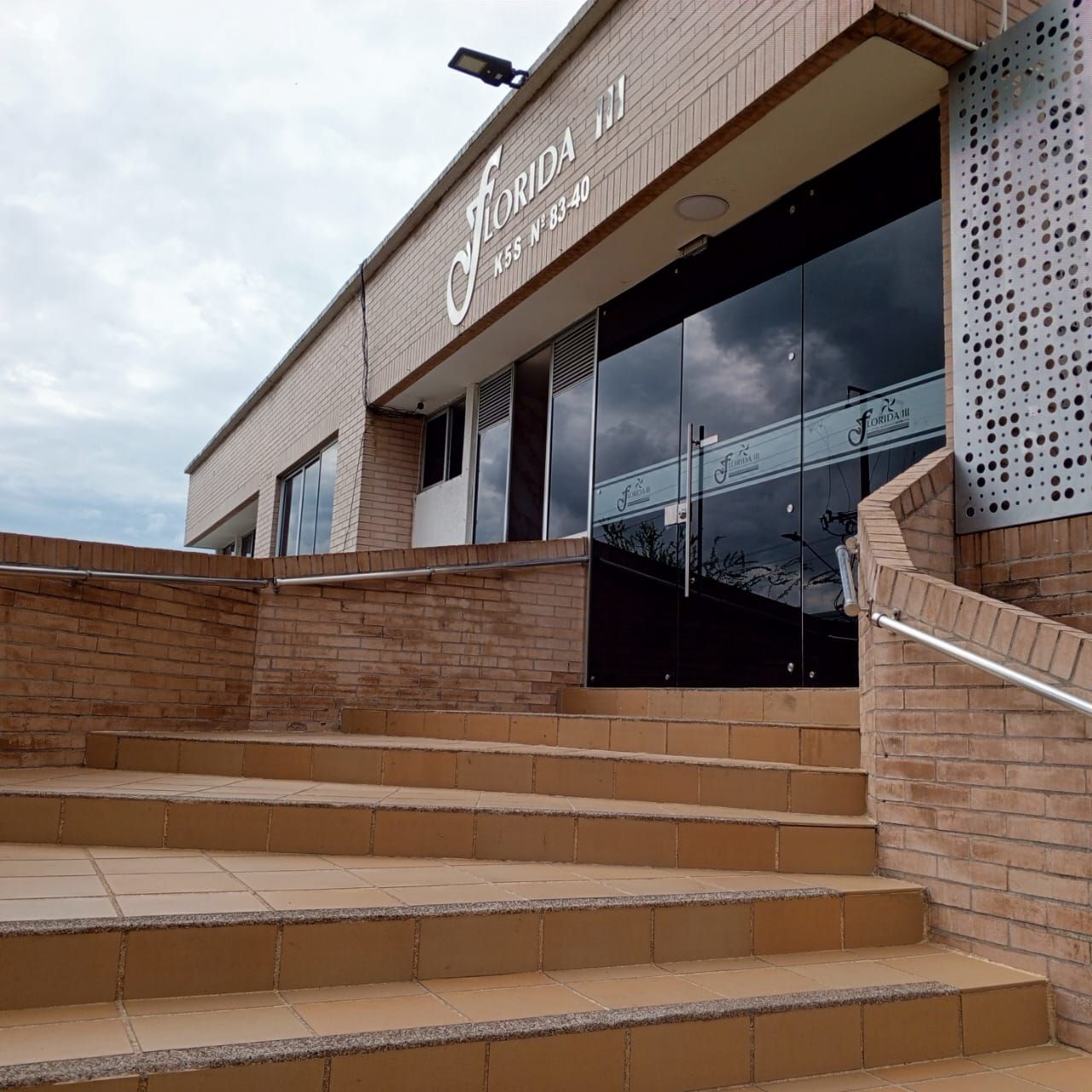 Apartamento en venta Tolima Ibagué Ibagué 98 m2 Habitaciones 3 Baños 2 Garajes 3 Precio $400000000