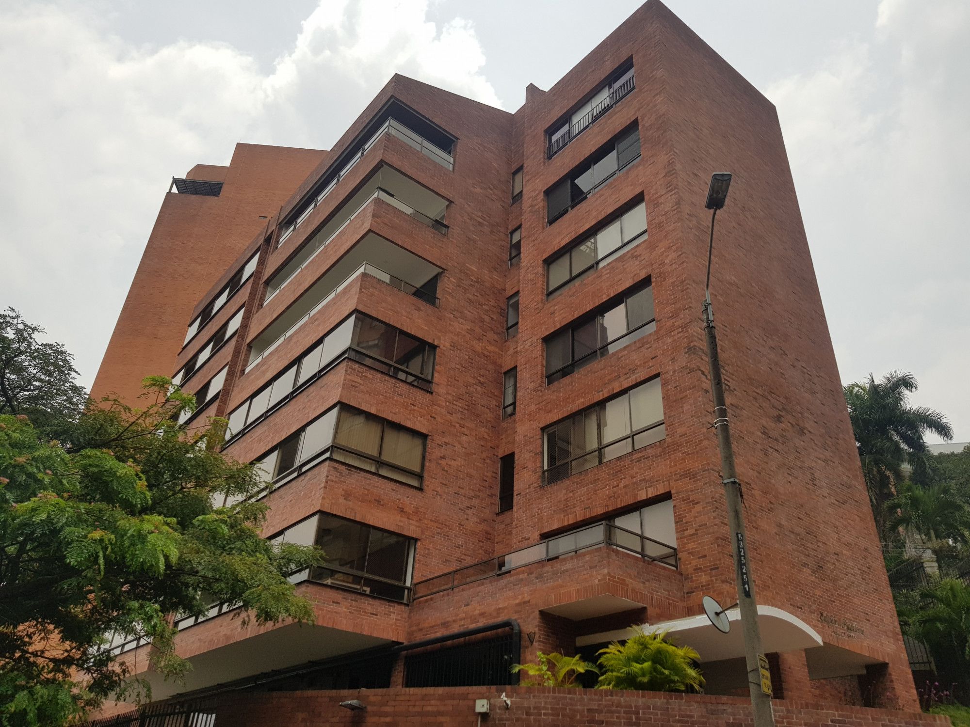 Apartamento en venta Valle Del Cauca Cali Juanambú 224 m2 Habitaciones 3 Baños 8 Garajes 3 Precio $750000000