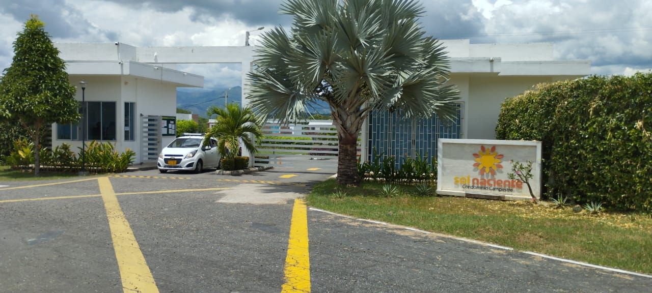 Casa Campestre en venta Cundinamarca Tocaima Tocaima 265 m2 Habitaciones 1 Baños 0 Garajes 2 Precio $120000000