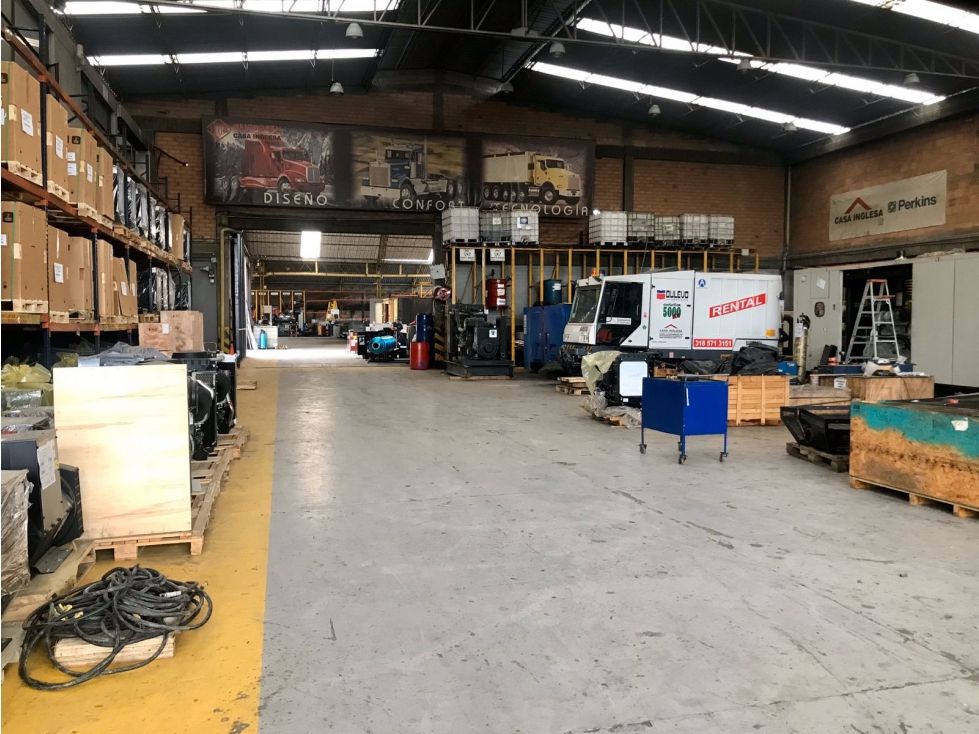 Bodega en arriendo o venta Cundinamarca Bogotá Colón 6382 m2 Habitaciones 0 Baños 21 Garajes 17 Precio venta $20424864000 Precio arriendo $111689000