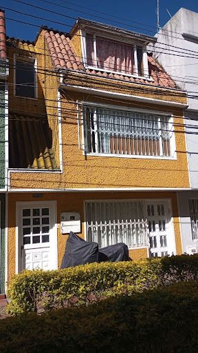 Casa en venta Cundinamarca Bogotá Villas De Granada 130 m2 Habitaciones 4 Baños 3 Garajes 0 Precio $460000000