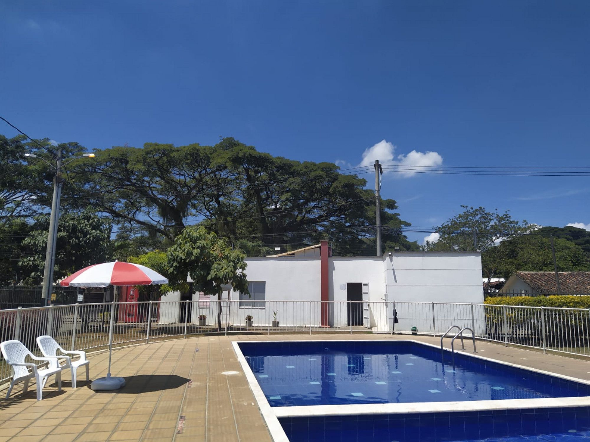 Casa en venta Valle Del Cauca Jamundí Cr Madeira Club House 134 m2 Habitaciones 4 Baños 2 Garajes 2 Precio $275000000