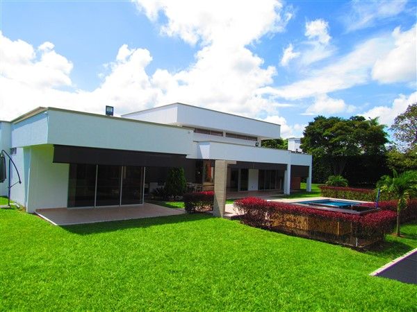 Casa Campestre en venta Risaralda Pereira Cerritos 400 m2 Habitaciones 4 Baños 13 Garajes 8 Precio $2300000000