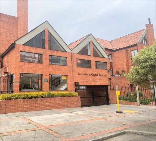 Casa en venta Cundinamarca Bogotá Ciudad Salitre Occidental 192 m2 Habitaciones 3 Baños 3 Garajes 2 Precio $780000000