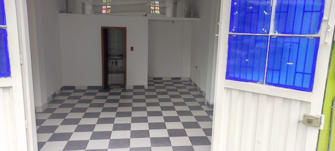 Local en arriendo Cundinamarca Bogotá Las Guacamayas 22 m2 Habitaciones 0 Baños 0 Garajes 1 Precio $800000