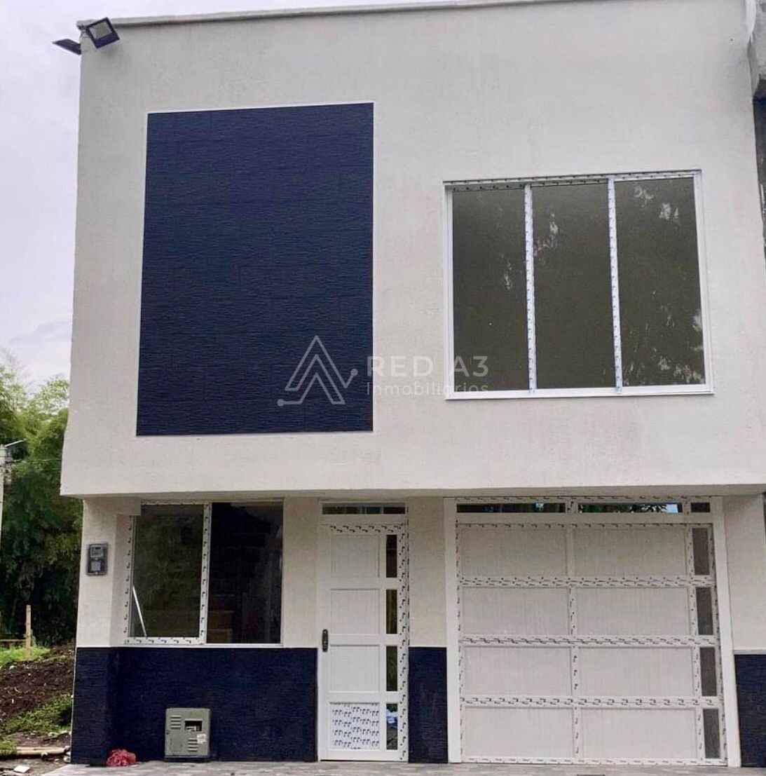 Casa en venta Risaralda Dosquebradas Los Lagos 130 m2 Habitaciones 4 Baños 4 Garajes 2 Precio $350000000