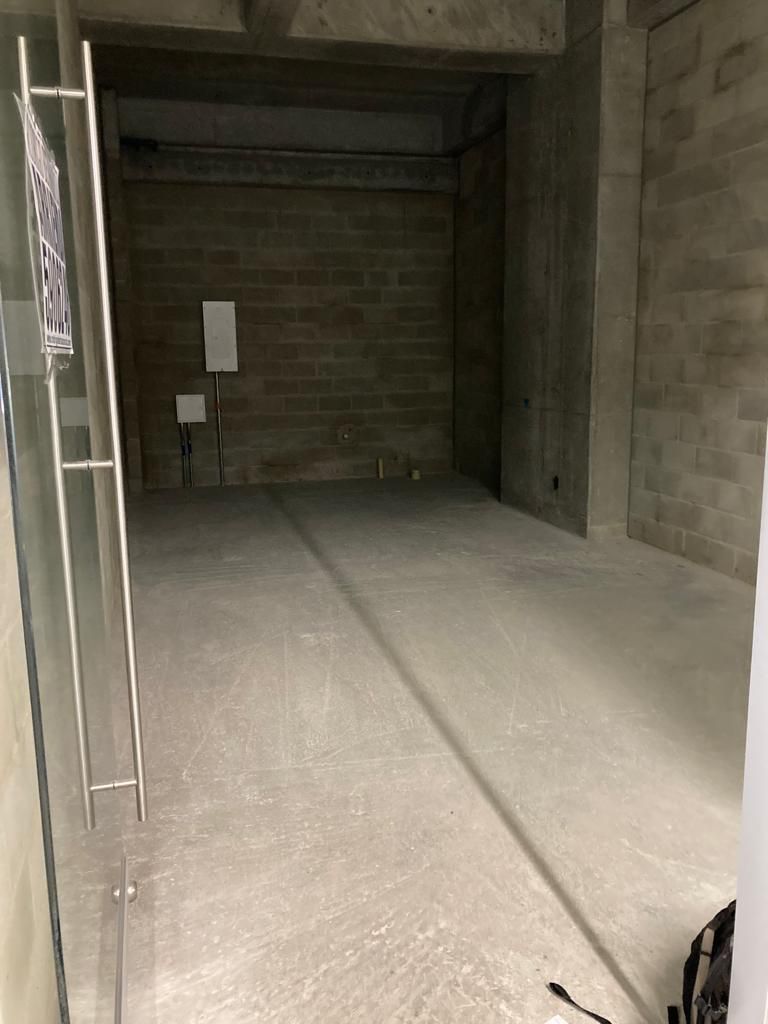 Local en arriendo Antioquia Medellín Patio Bonito 33 m2 Habitaciones 0 Baños 10 Garajes 2 Precio $5900000