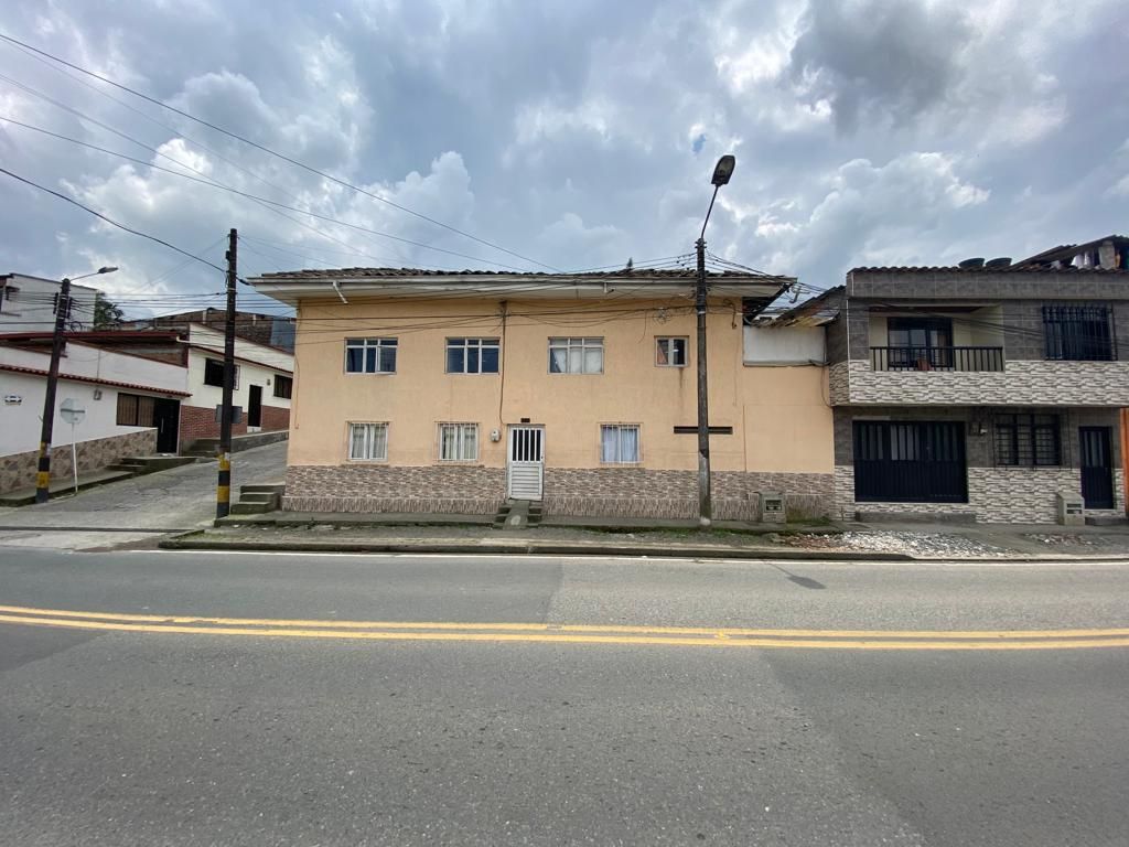 Casa en venta Risaralda Santa Rosa De Cabal Nn 140 m2 Habitaciones 7 Baños 2 Garajes 1 Precio $450000000