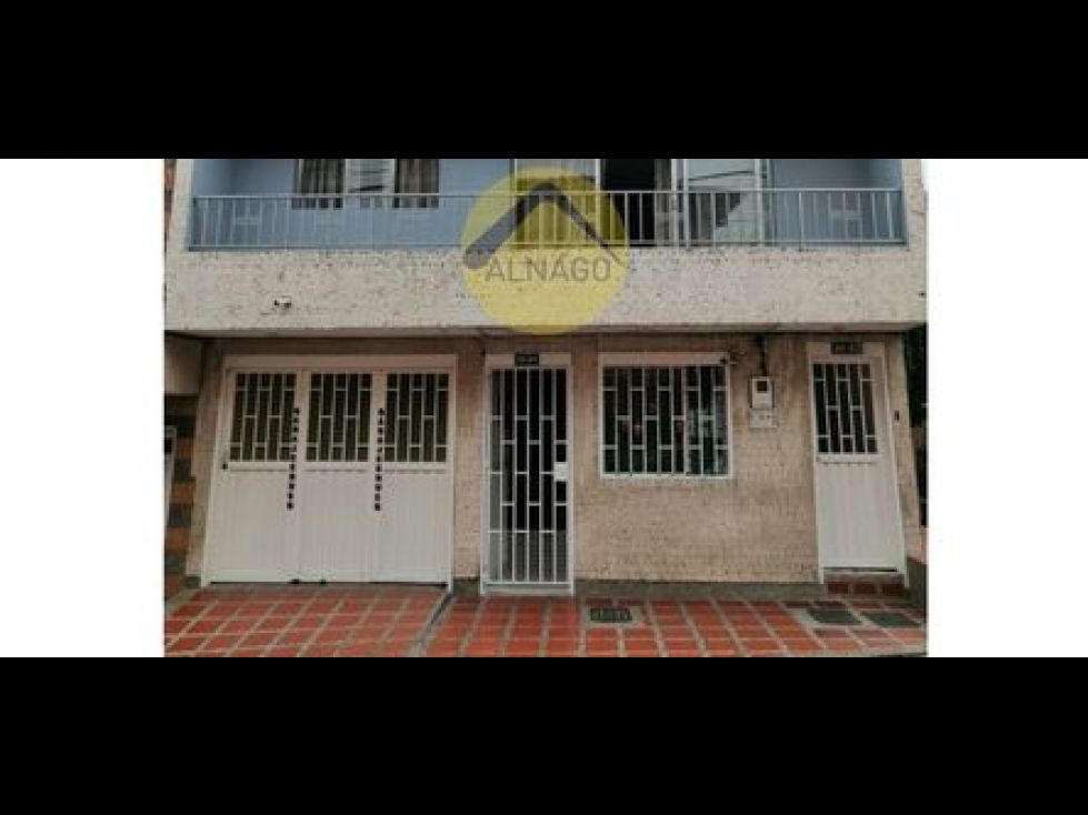 Casa en venta Antioquia Medellín La Candelaria 90 m2 Habitaciones 3 Baños 1 Garajes 1 Precio $370000000