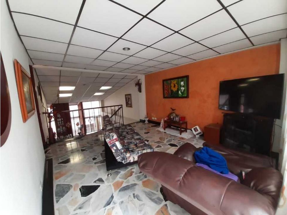 Casa en venta Caldas Manizales La Cumbre 380 m2 Habitaciones 9 Baños 4 Garajes 2 Precio $1100000000