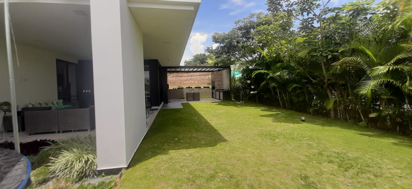 Casa en venta Santander Floridablanca Vereda Ruitoque 600 m2 Habitaciones 4 Baños 8 Garajes 5 Precio $3600000000