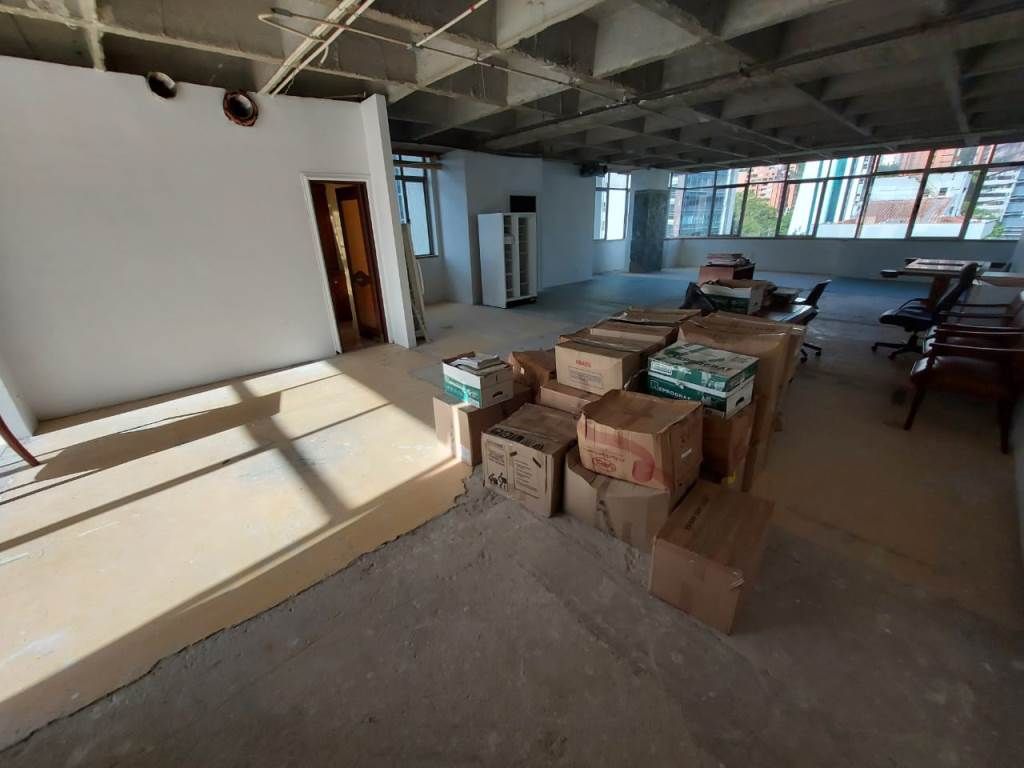 Oficina en arriendo Antioquia Medellín Alejandria 177 m2 Habitaciones 0 Baños 2 Garajes 3 Precio $16000000