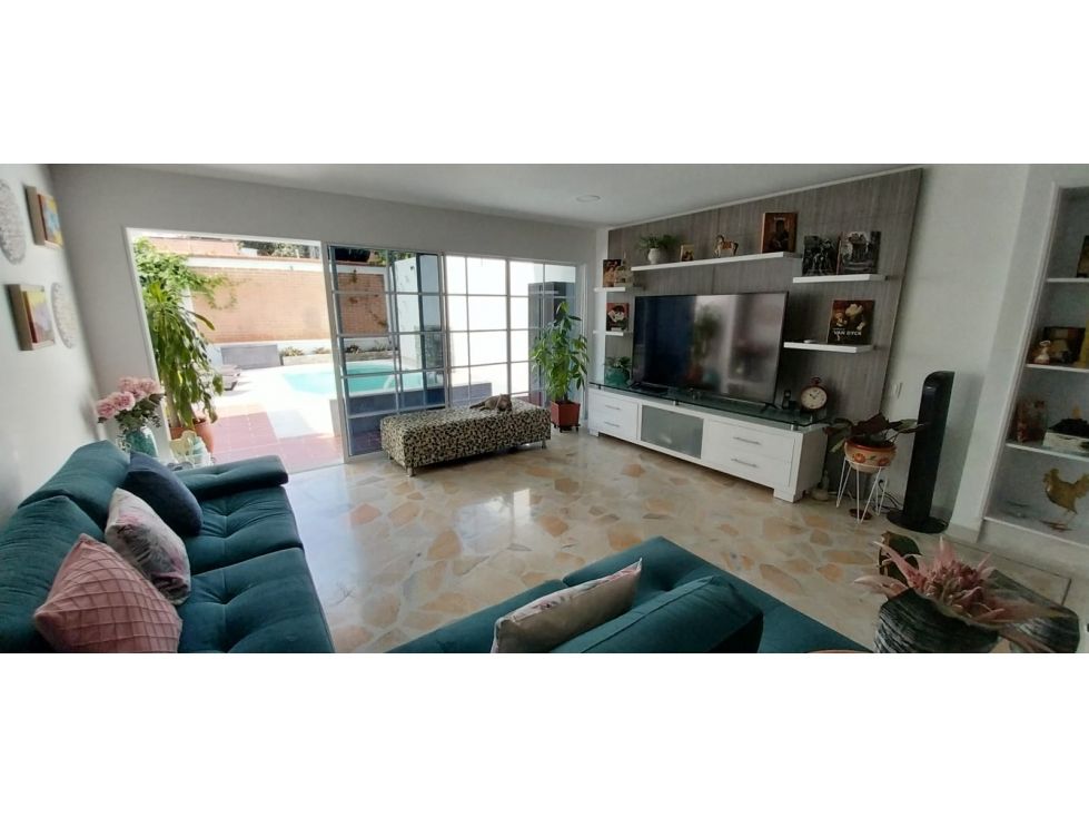 Casa en venta Valle Del Cauca Cali Cali 280 m2 Habitaciones 3 Baños 4 Garajes 3 Precio $1450000000