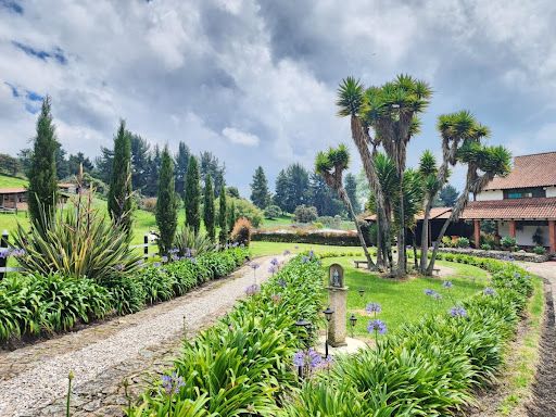 Finca en venta Cundinamarca El Rosal El Rosal 32000 m2 Habitaciones 7 Baños 8 Garajes 12 Precio $2850000000