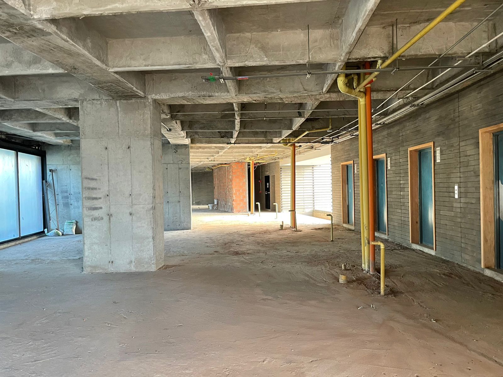 Oficina en arriendo Antioquia Medellín Los Balsos No2 670 m2 Habitaciones 0 Baños 10 Garajes 9 Precio $75000000