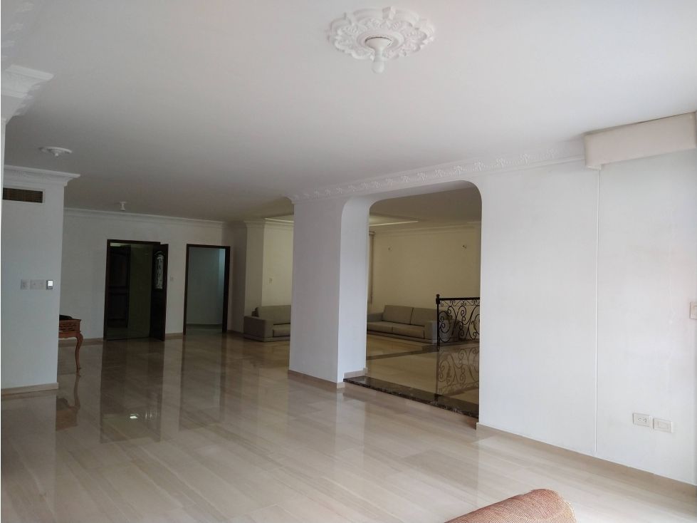 Apartamento en venta Atlántico Barranquilla Riomar 250 m2 Habitaciones 3 Baños 4 Garajes 2 Precio $850000000