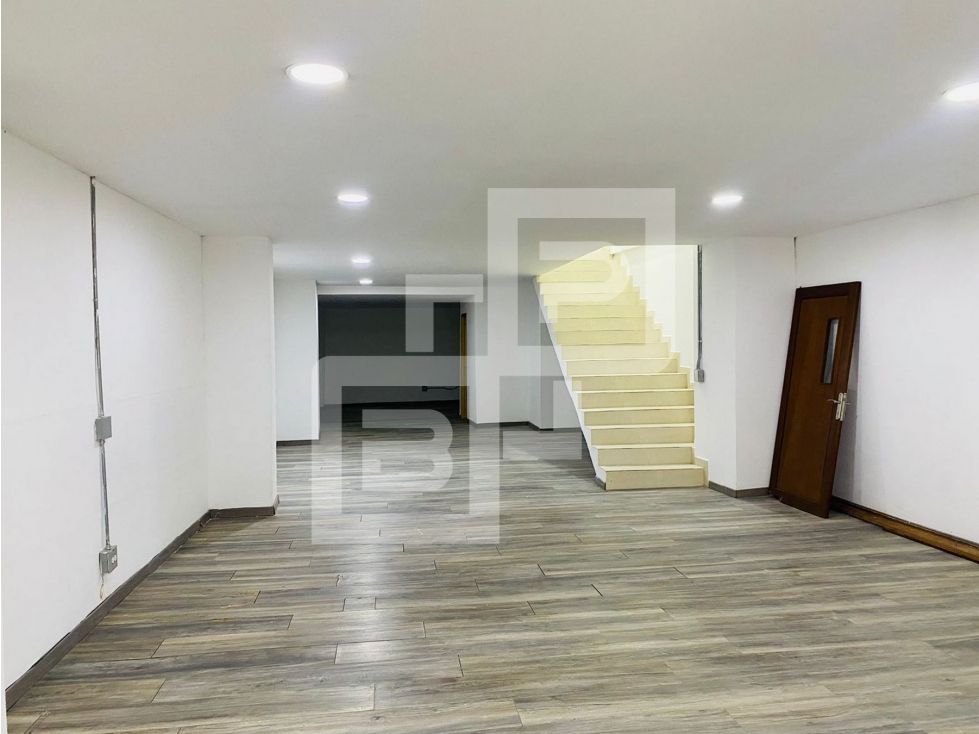 Bodega en venta Antioquia Medellín Boston 204 m2 Habitaciones 0 Baños 2 Garajes 1 Precio $680000000