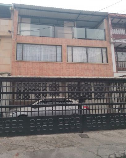 Casa en venta Cundinamarca Bogotá Remanso Sur 480 m2 Habitaciones 9 Baños 5 Garajes 3 Precio $950000000