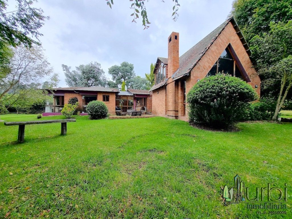 Casa en venta Cundinamarca Cajicá Puente Vargas 300 m2 Habitaciones 4 Baños 4 Garajes 3 Precio $1500000000