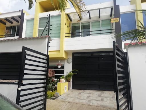 Casa en venta Cundinamarca Fusagasugá Ub Tierra Grata Et Iv 140 m2 Habitaciones 4 Baños 6 Garajes 2 Precio $470000000