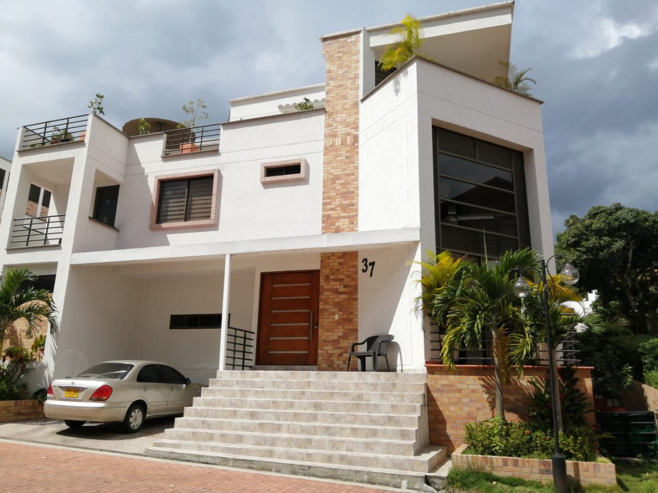 Casa en venta Tolima Ibagué El Carmen 780 m2 Habitaciones 7 Baños 15 Garajes 1 Precio $1700000000