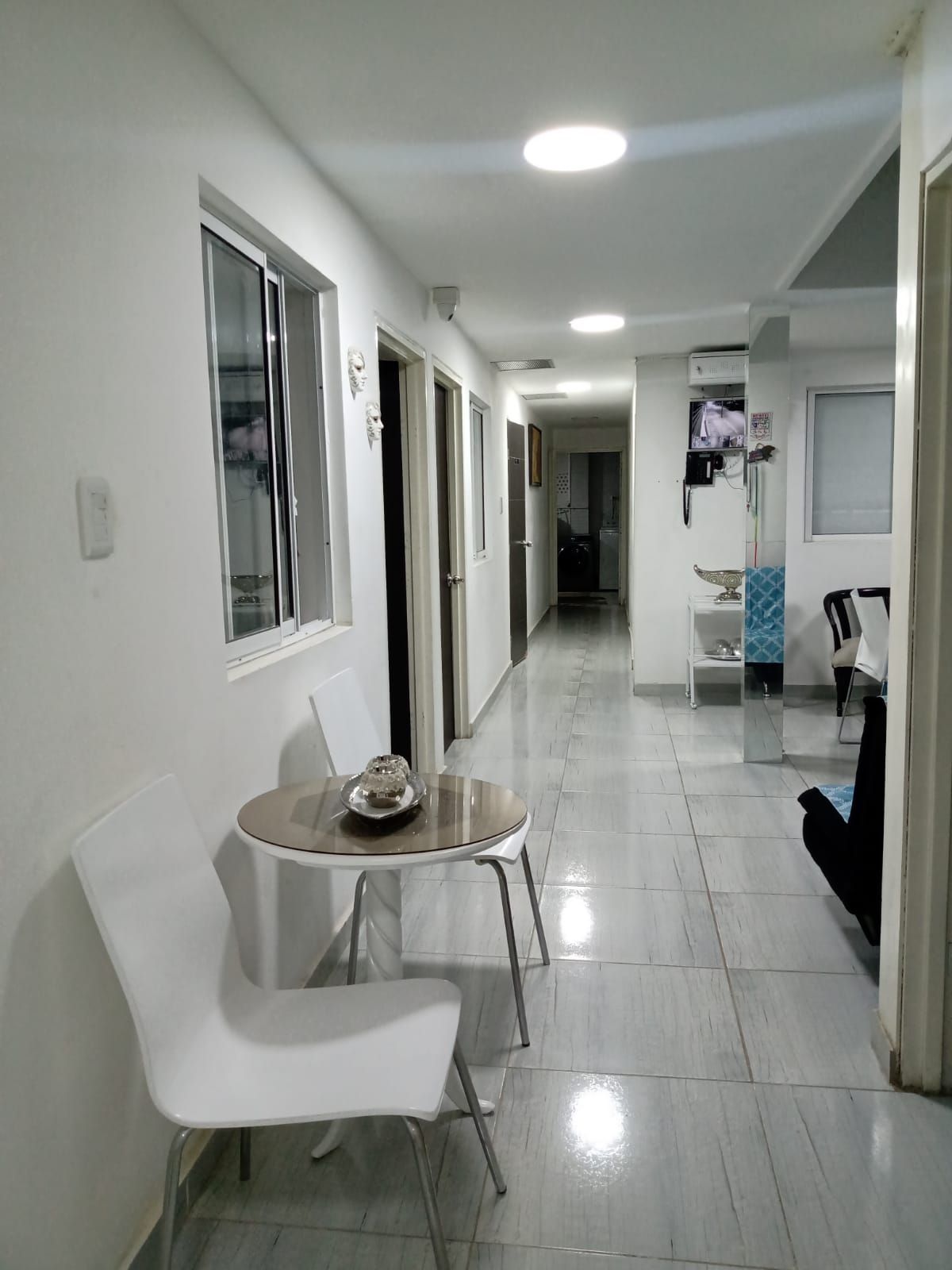 Casa en venta Valle Del Cauca Cali La Flora 300 m2 Habitaciones 9 Baños 8 Garajes 4 Precio $800000000